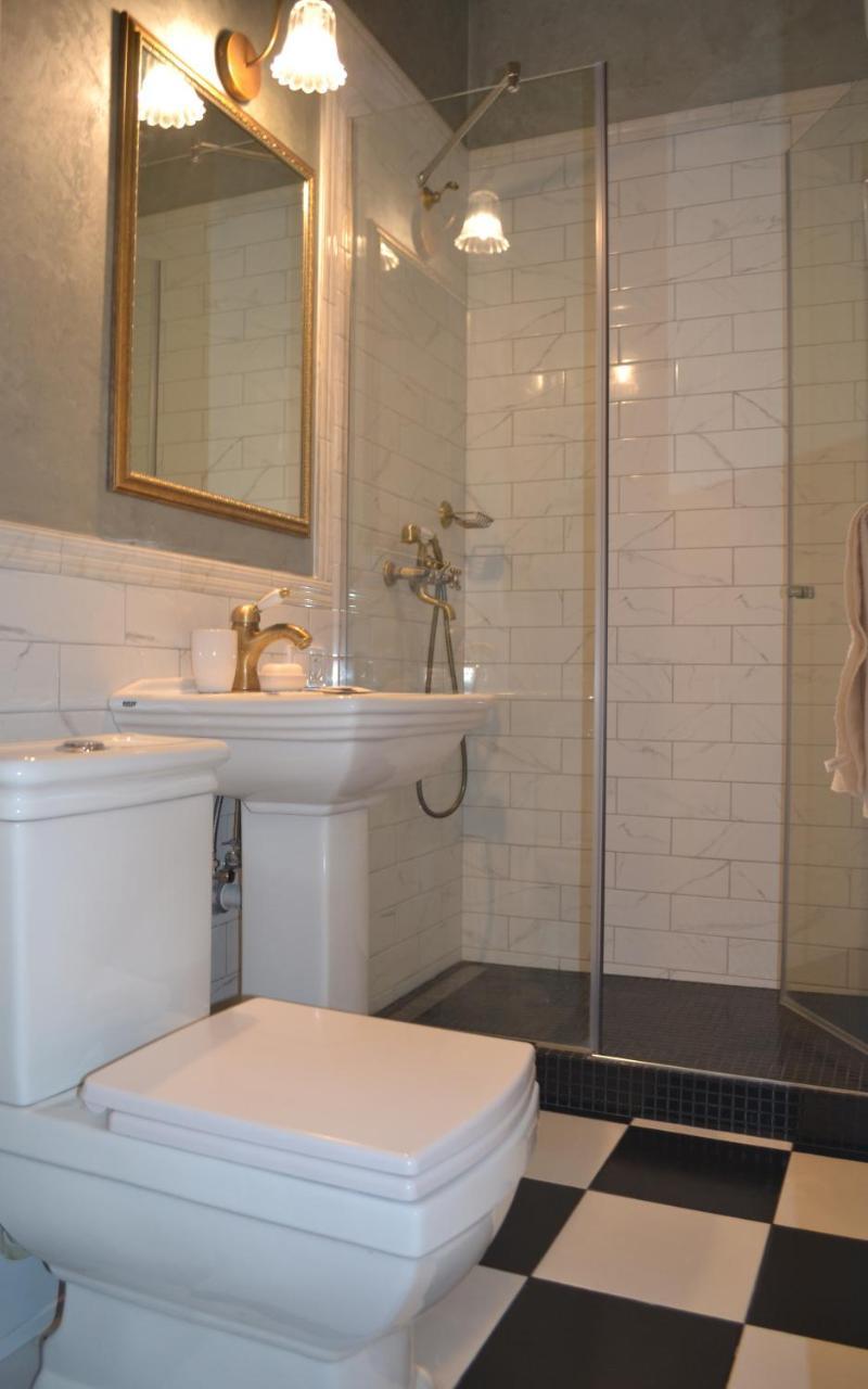 Lux Apartament На Левицького 利沃夫 外观 照片