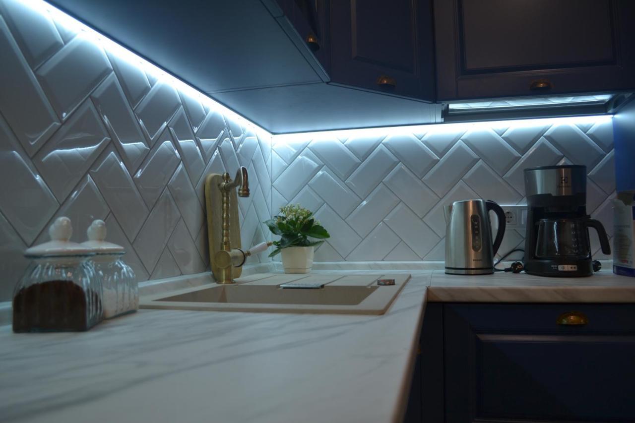 Lux Apartament На Левицького 利沃夫 外观 照片